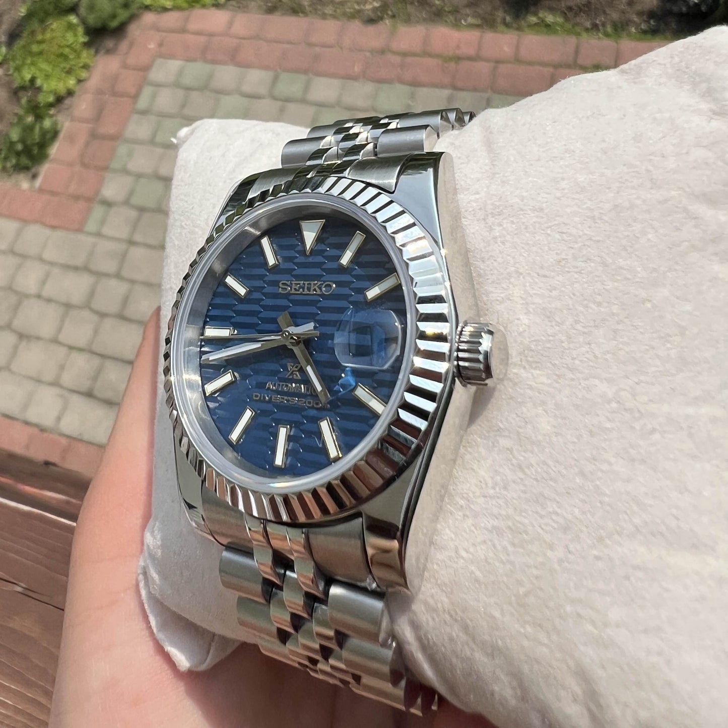 Seiko mod blue fluted dial